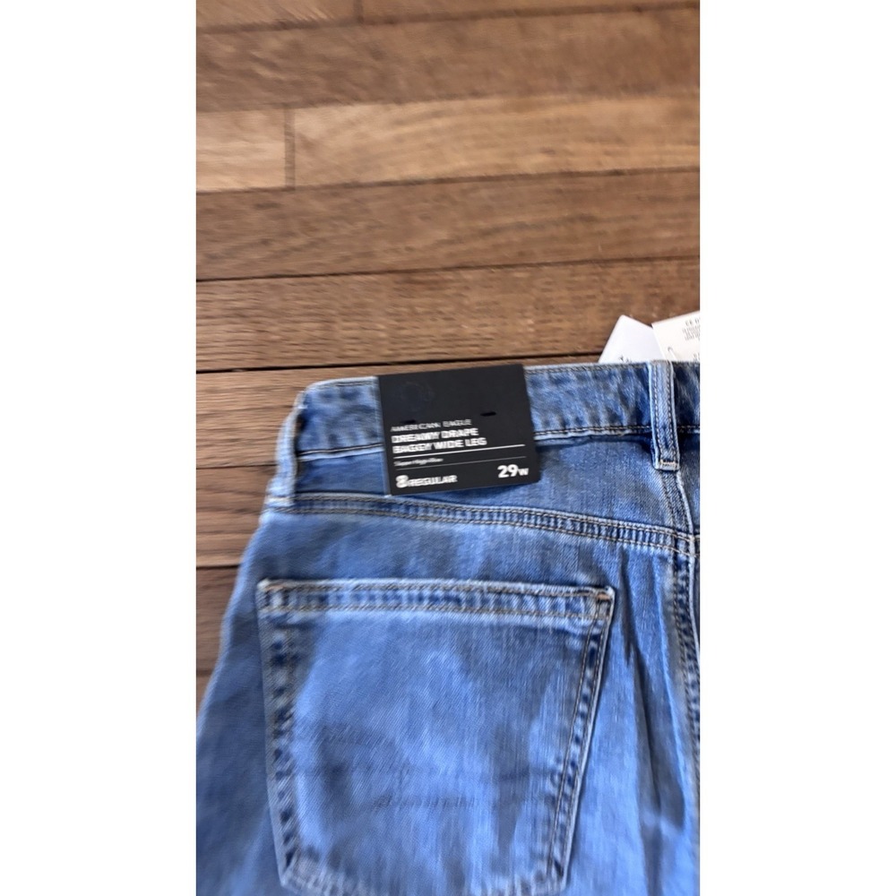 AMERICAN EAGLE DREAMY DRAPE BAGGY JEANS SIZE 8, 29W, MEDIUM BRIGHT New NWT